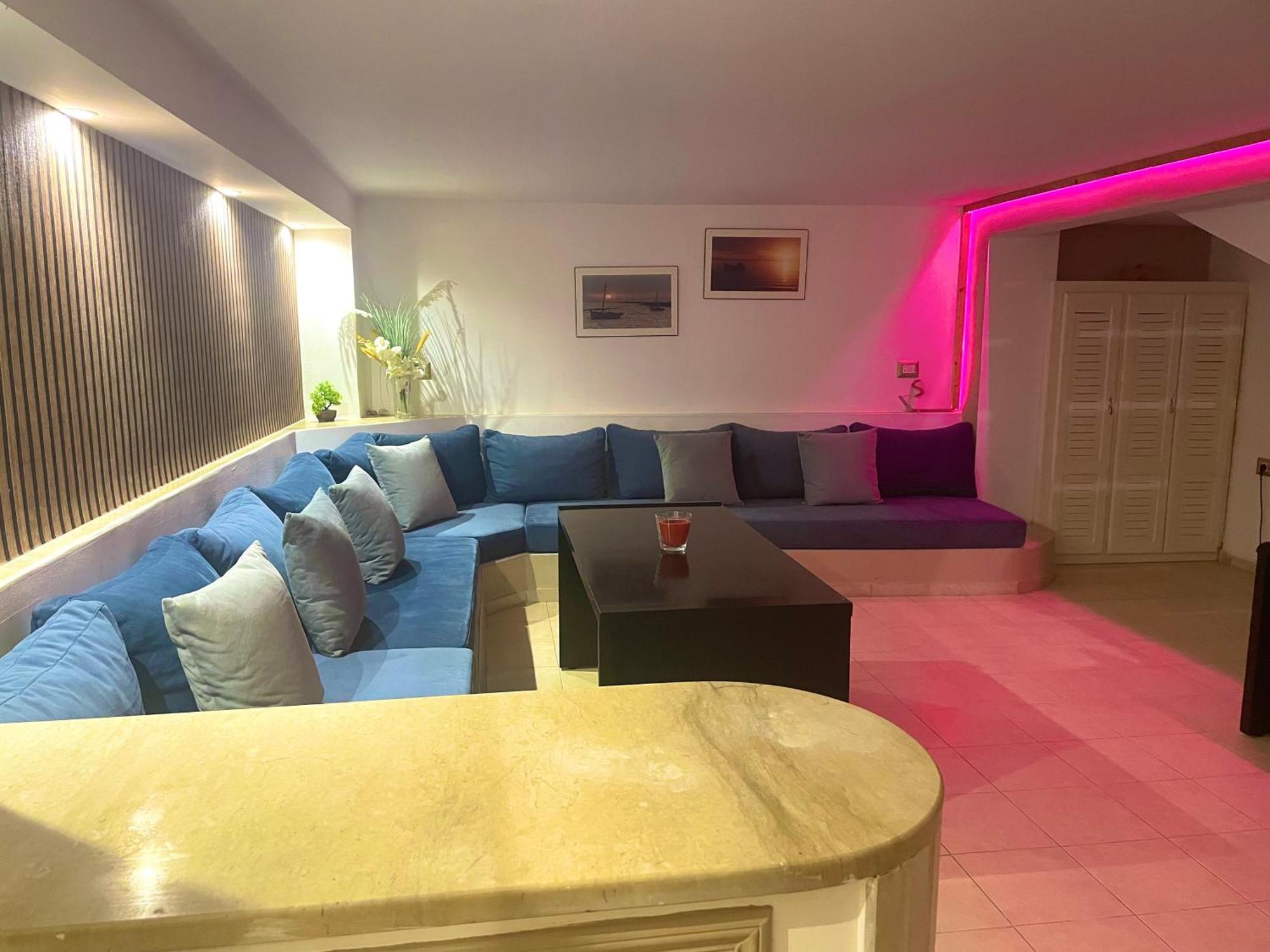 Appartamento Elegant Relaxing Oasis In The Heart Of Sfax Esterno foto
