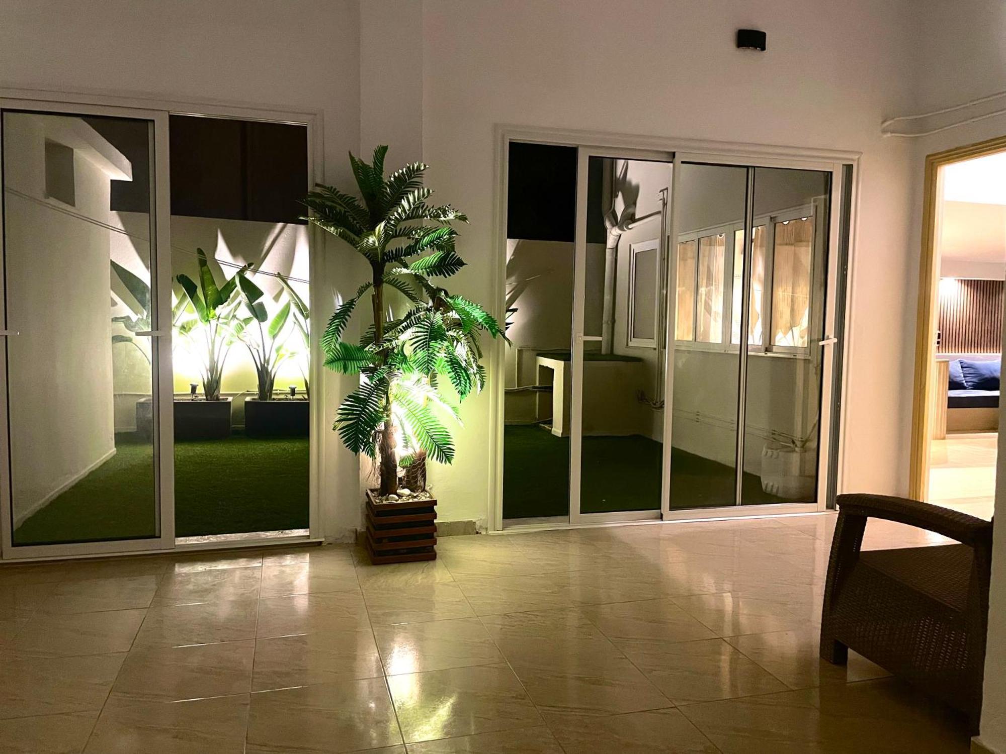 Appartamento Elegant Relaxing Oasis In The Heart Of Sfax Esterno foto